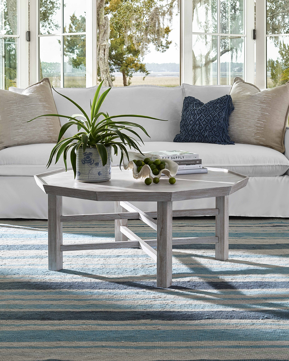 Getaway Cocktail Table